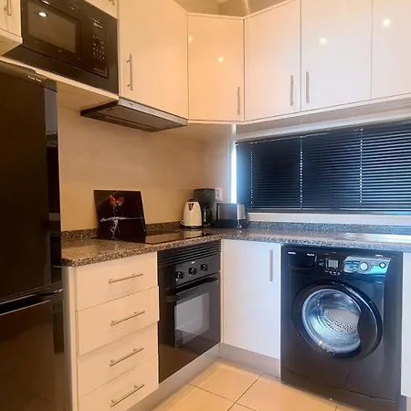 Albufeira, Sea View Apartman *